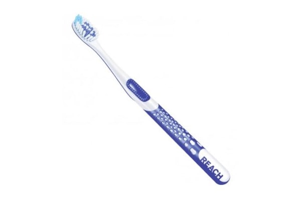 Johnson & Johnson REACH® Total Care Floss Clean™ Toothbrush  