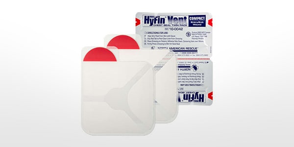 Parche compacto para aberturas de pecho HyFin® – Henry Schein Medical